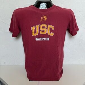 USC Trojans Genuine GS Men’s Maroon T-shirt with Vintage USC Graphic Size XL
